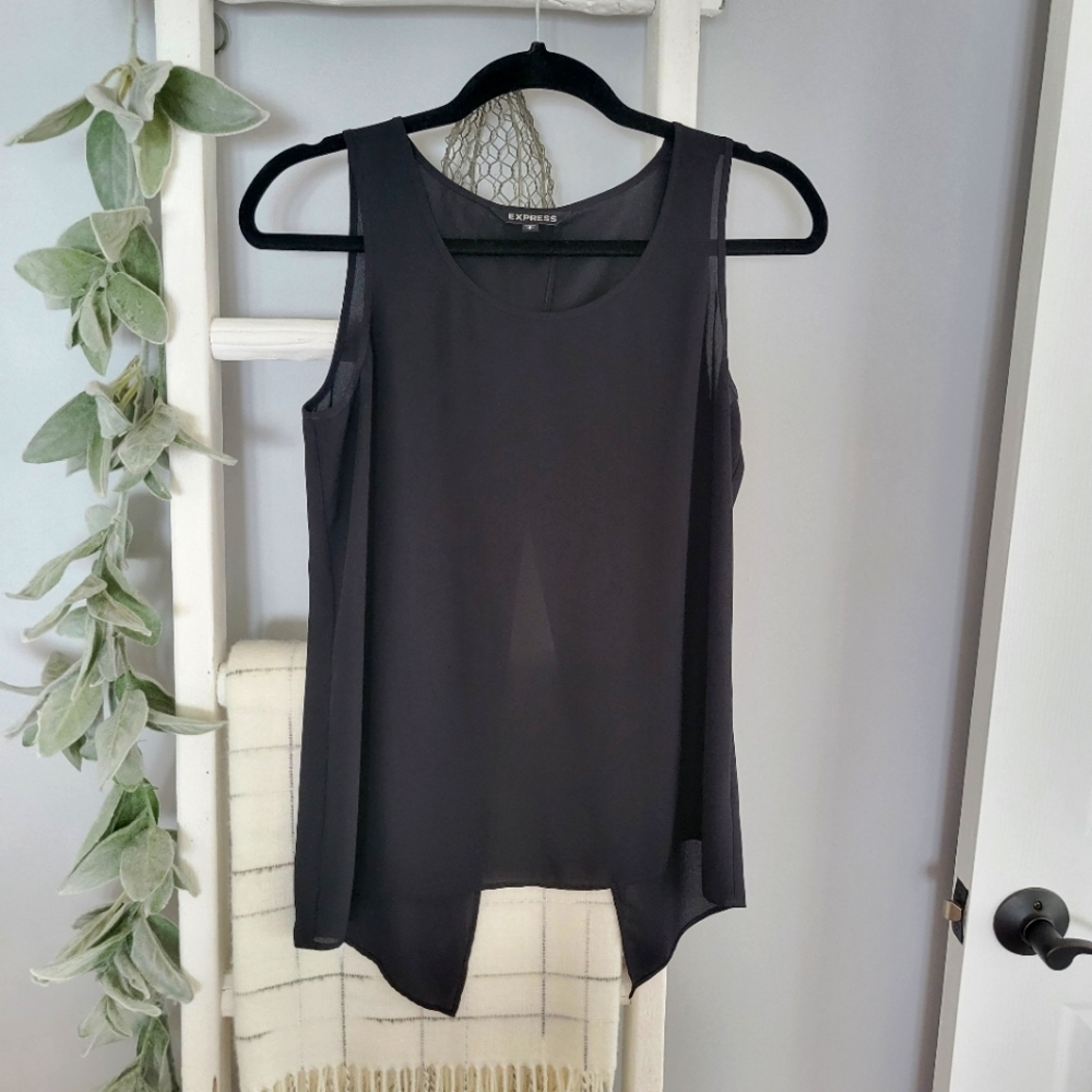 Express Slitback Top